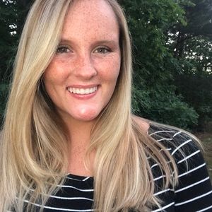 Meet your Posher, Casey